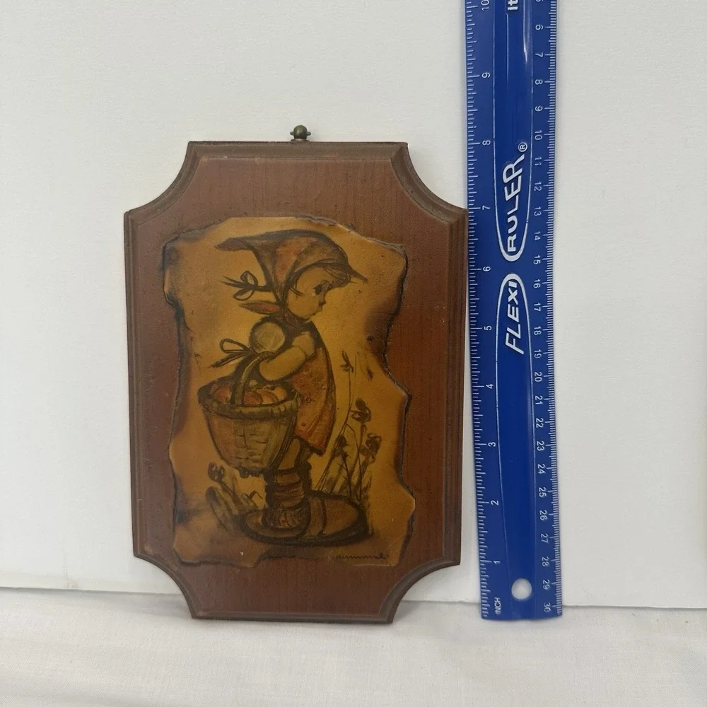 Vintage‎ Hummel Goebel Wood Plaque Wall Hanging Wood '79
